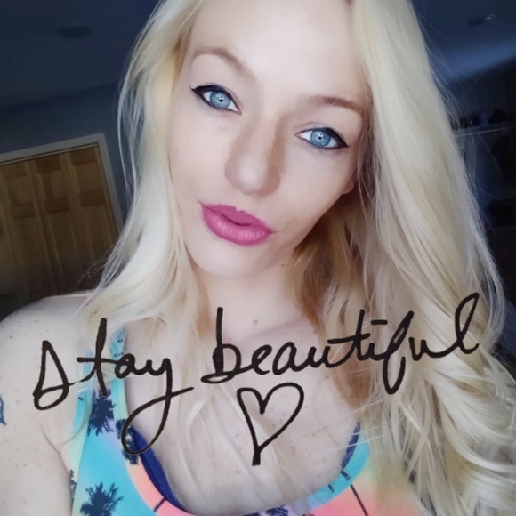 Meet your Posher, Randi - Picture 1 of 1